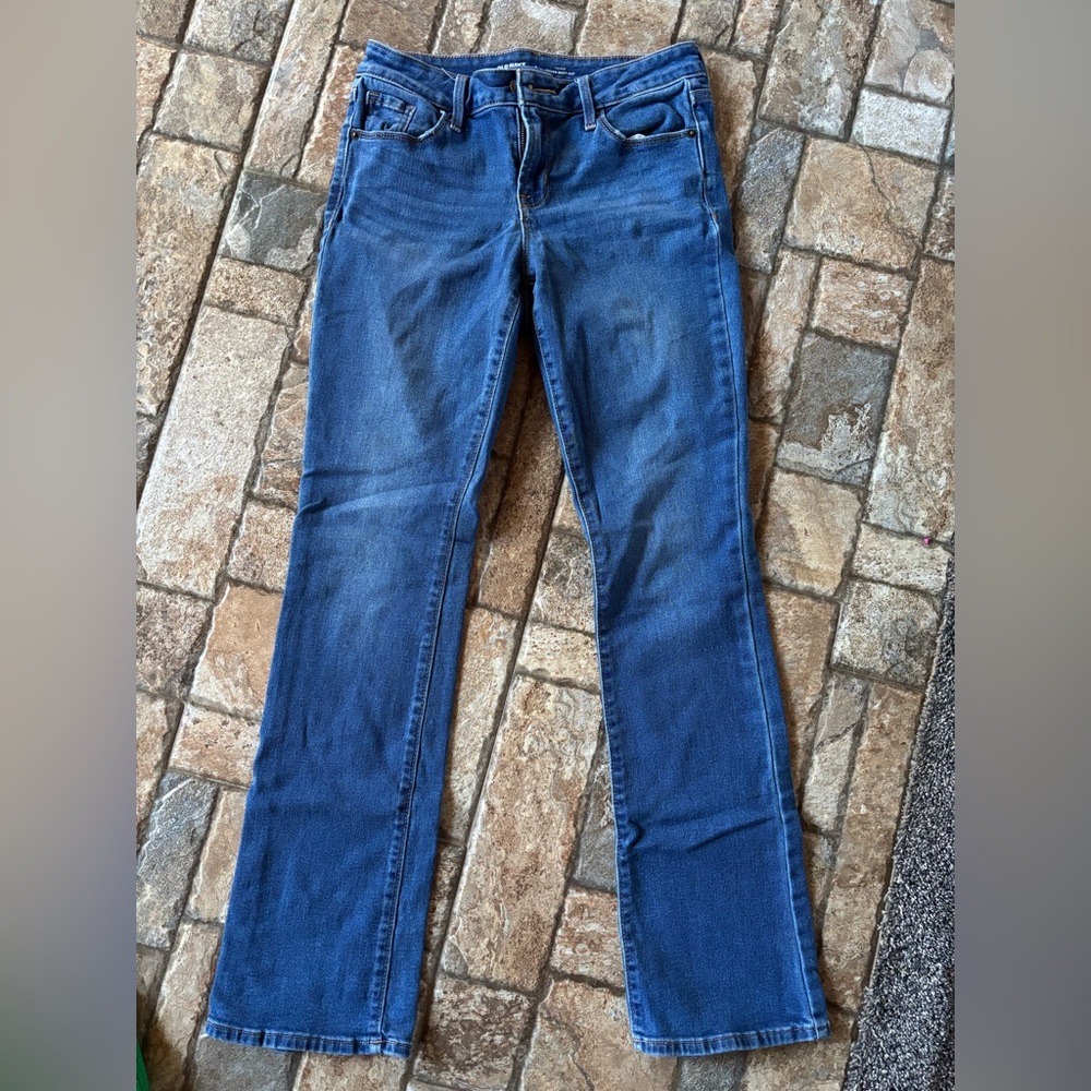 Old Navy Women's boot cut Blue Jeans